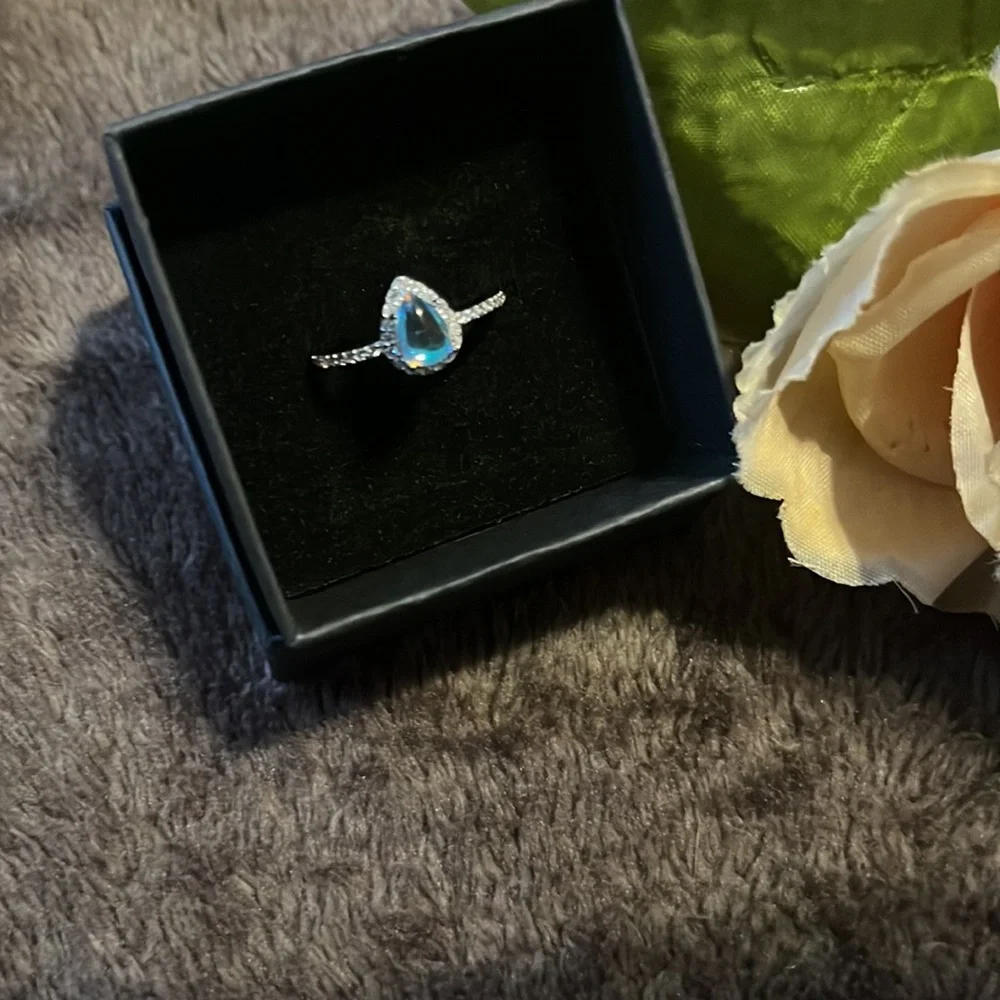 New gorgeous sterling silver water drop moonstone ring size 7 - Picture 3 of 15